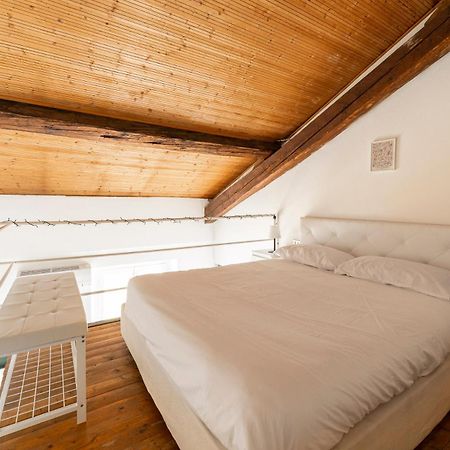 Апартаменти Loft Navigli Porta Genova Мілан Екстер'єр фото